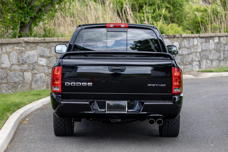 2004 Dodge Ram SRT-10 photo 16