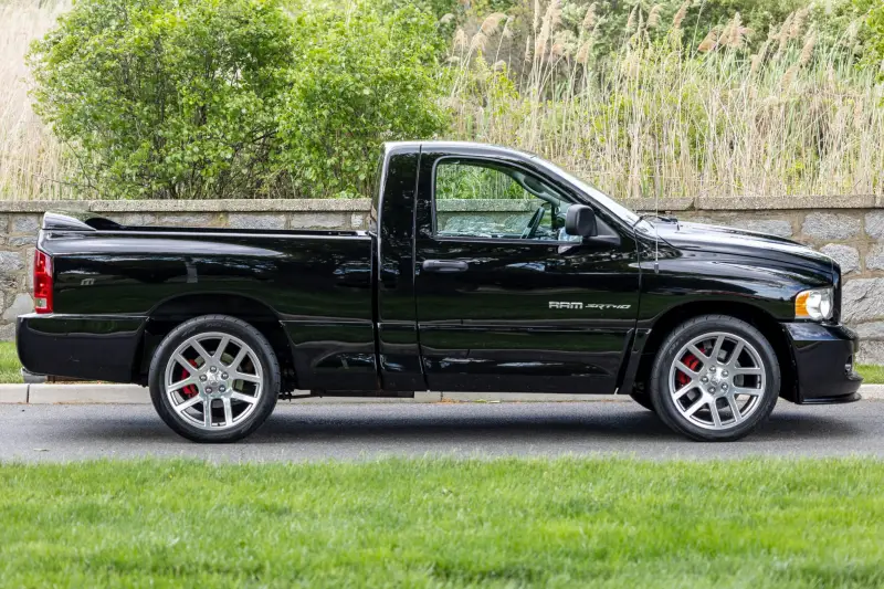 2004 Dodge Ram SRT-10 photo 20