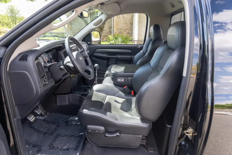 2004 Dodge Ram SRT-10 photo 26