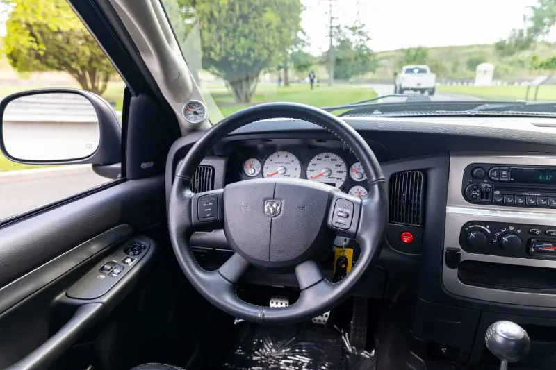 2004 Dodge Ram SRT-10 photo 40
