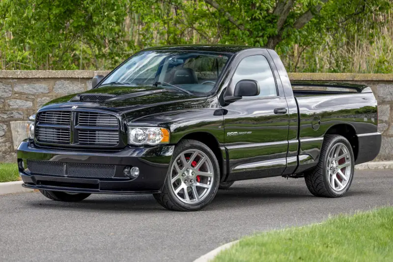 2004 Dodge Ram SRT-10 photo 4