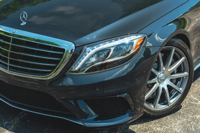2014 Mercedes-Benz S63 AMG Sedan 4MATIC photo 5