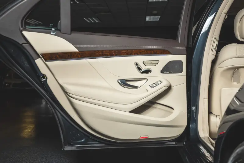 2014 Mercedes-Benz S63 AMG Sedan 4MATIC photo 173